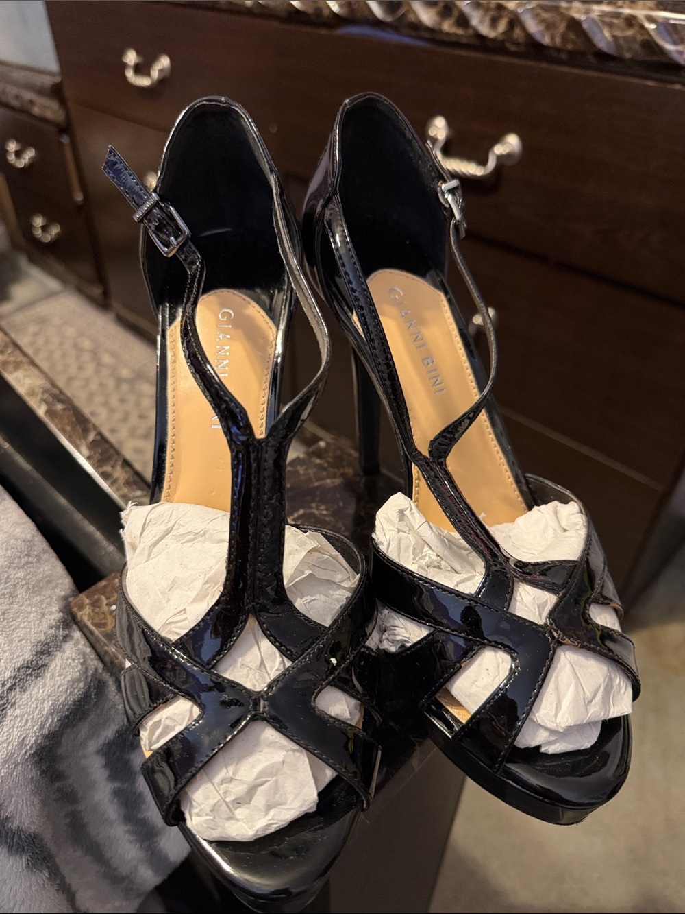 Gianni Bini Black Patent T-Strap Platform Heels